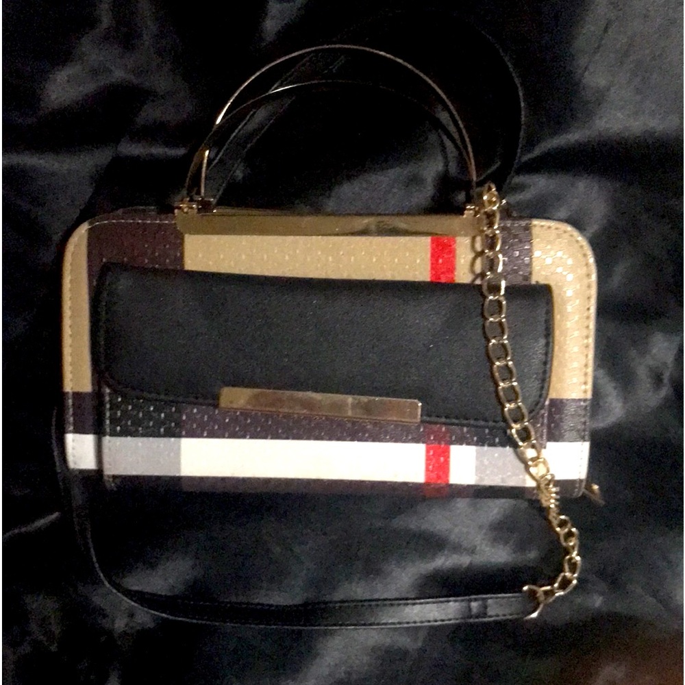 Wallet/Clutch/Shoulder bag